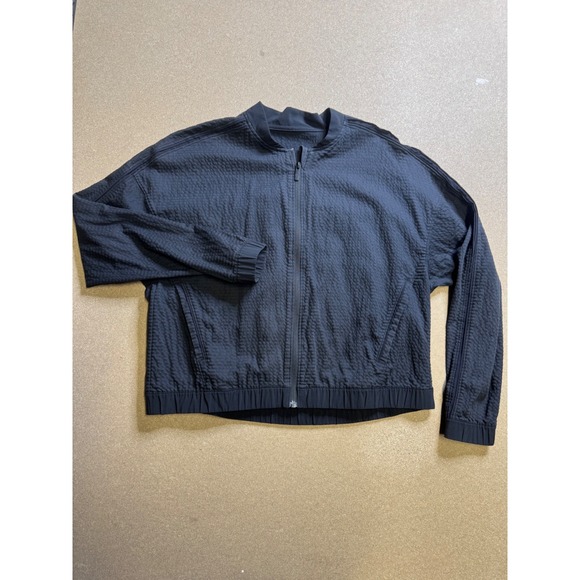 Lululemon Textured croped Jacket Black Full Zip Lightweight Women's $89 - Picture 2 of 12